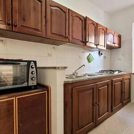 Casa Antonietta بيت للعطل أروسييْ